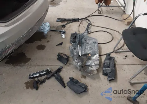 2015 Toyota Avalon Xle Premium from USA, damaged, VIN 4T1BK1EB4FU152007